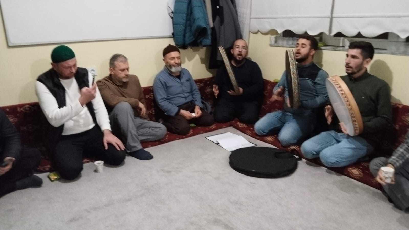 Birlikte gerçekleştirilen manevi sohbet meclisi